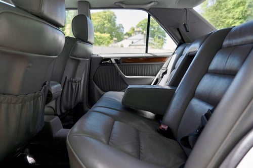 1990 Mercedes-Benz E300 Turbo Technics W124 Te koop (foto 40 van 142)