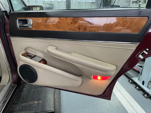 1988 Daimler XJ40 En venta (imagen 25 de 89)