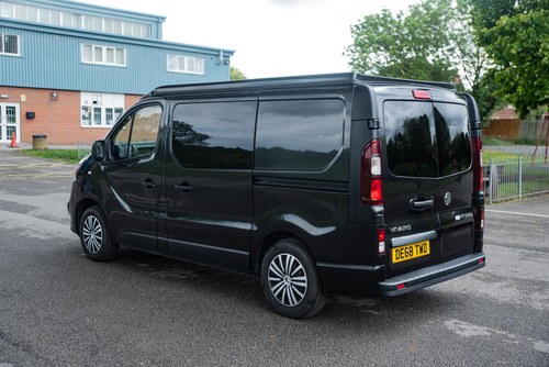 2018 Vauxhall Vivaro 2700 Sport CDTi BT - Benzi Campers Conversion zum Verkauf (Bild 22 von 201)