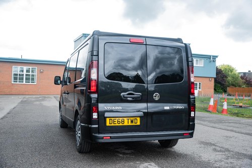 2018 Vauxhall Vivaro 2700 Sport CDTi BT - Benzi Campers Conversion zum Verkauf (Bild 26 von 201)