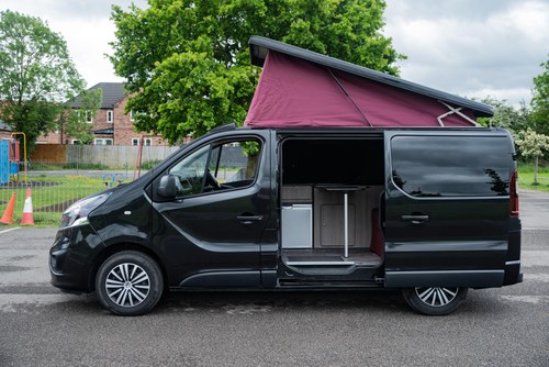 2018 Vauxhall Vivaro 2700 Sport CDTi BT - Benzi Campers Conversion zum Verkauf (Bild 48 von 201)