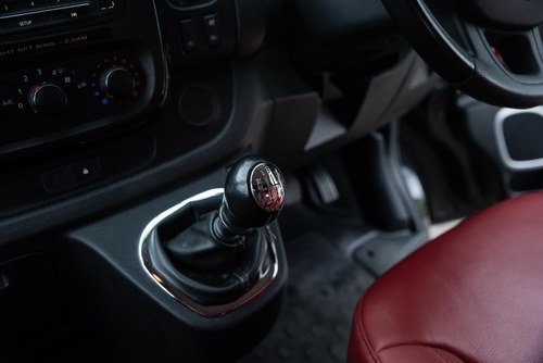 2018 Vauxhall Vivaro 2700 Sport CDTi BT - Benzi Campers Conversion zum Verkauf (Bild 103 von 201)