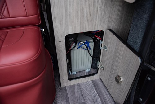 2018 Vauxhall Vivaro 2700 Sport CDTi BT - Benzi Campers Conversion zum Verkauf (Bild 113 von 201)