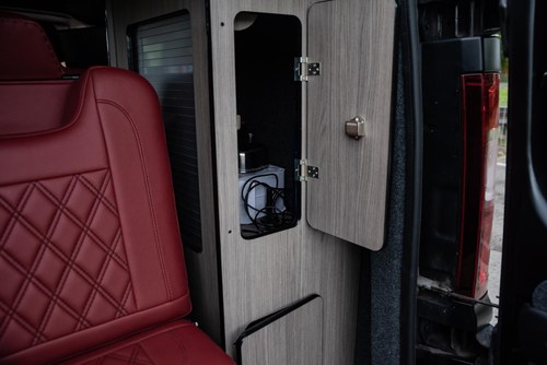 2018 Vauxhall Vivaro 2700 Sport CDTi BT - Benzi Campers Conversion zum Verkauf (Bild 114 von 201)