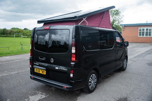 2018 Vauxhall Vivaro 2700 Sport CDTi BT - Benzi Campers Conversion zum Verkauf (Bild 55 von 201)
