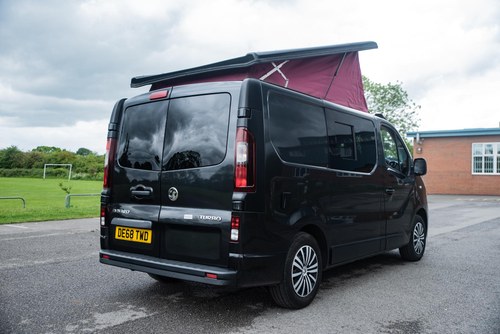 2018 Vauxhall Vivaro 2700 Sport CDTi BT - Benzi Campers Conversion zum Verkauf (Bild 56 von 201)