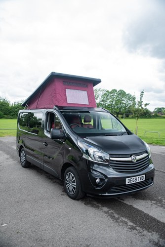 2018 Vauxhall Vivaro 2700 Sport CDTi BT - Benzi Campers Conversion zum Verkauf (Bild 57 von 201)