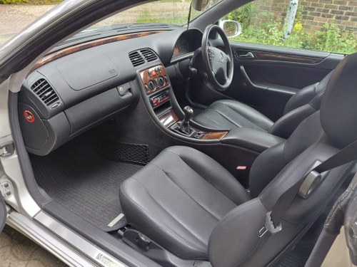 2000 Mercedes-Benz CLK230 Kompressor Coupe Elegance W208 Manual In vendita (immagine 17 di 74)