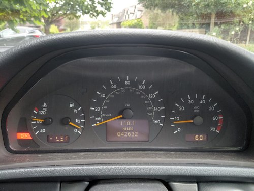 2000 Mercedes-Benz CLK230 Kompressor Coupe Elegance W208 Manual In vendita (immagine 24 di 74)