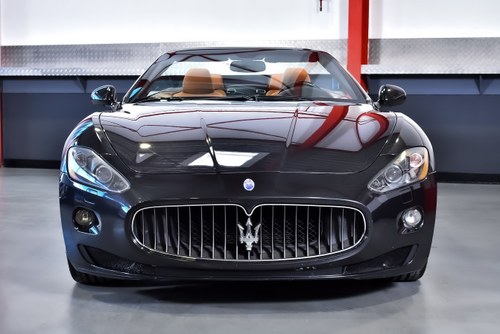 2010 Maserati GranCabrio Te koop (foto 3 van 92)