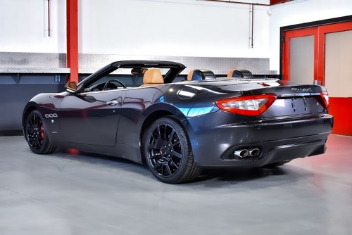 2010 Maserati GranCabrio Te koop (foto 19 van 92)