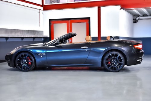 2010 Maserati GranCabrio Te koop (foto 23 van 92)