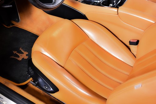 2010 Maserati GranCabrio Te koop (foto 39 van 92)