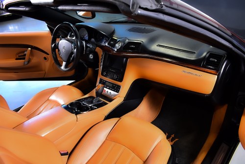 2010 Maserati GranCabrio Te koop (foto 52 van 92)