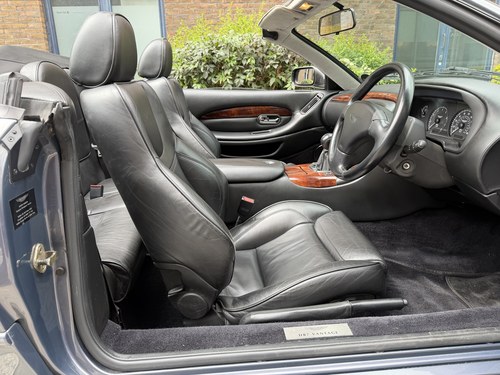2002 Aston Martin DB7 Vantage Volante - Manual For Sale (picture 34 of 130)