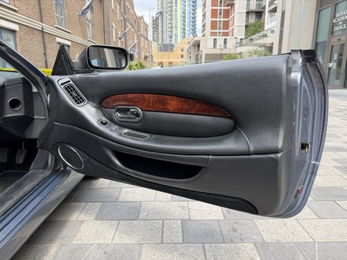 2002 Aston Martin DB7 Vantage Volante - Manual For Sale (picture 41 of 130)
