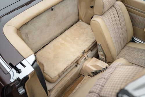 1980 Mercedes-Benz R107 350SL à venda (imagem 86 de 265)