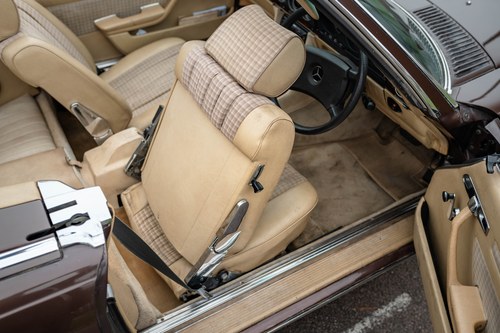 1980 Mercedes-Benz R107 350SL à venda (imagem 93 de 265)
