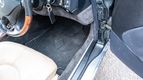 2001 Mercedes-Benz SL320 R129 Designo Allanite Edition For Sale (picture 34 of 244)