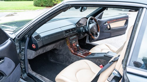 2001 Mercedes-Benz SL320 R129 Designo Allanite Edition For Sale (picture 68 of 244)