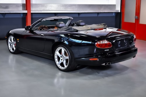 2005 Jaguar XKR Convertible Te koop (foto 28 van 119)