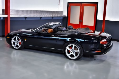 2005 Jaguar XKR Convertible Te koop (foto 30 van 119)
