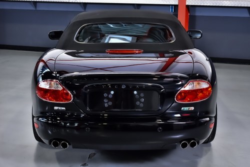 2005 Jaguar XKR Convertible Te koop (foto 35 van 119)