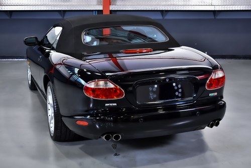 2005 Jaguar XKR Convertible Te koop (foto 36 van 119)