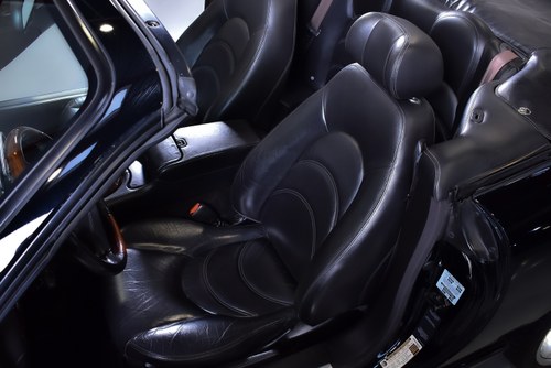 2005 Jaguar XKR Convertible Te koop (foto 49 van 119)