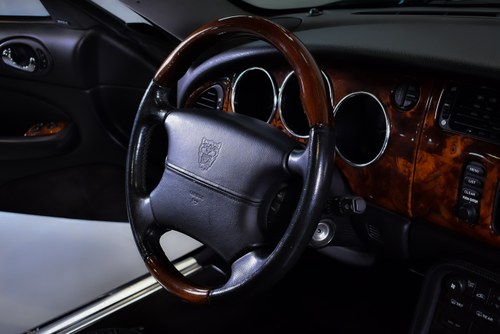 2005 Jaguar XKR Convertible Te koop (foto 74 van 119)