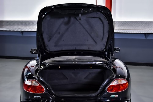 2005 Jaguar XKR Convertible Te koop (foto 77 van 119)
