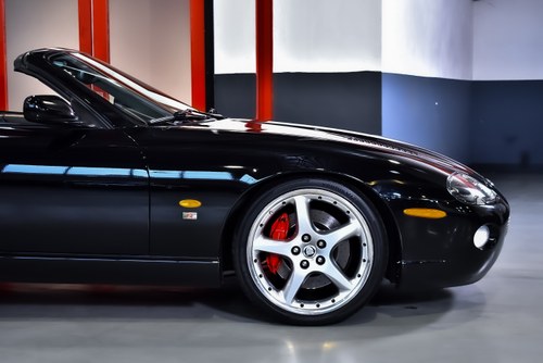 2005 Jaguar XKR Convertible Te koop (foto 86 van 119)