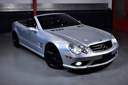 2008 Mercedes-Benz R230 SL55 AMG "Glass Sunroof" Convertible 5,5L V8 Te koop (foto 8 van 112)