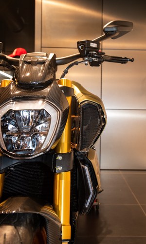2023 Ducati Diavel 1260 Lamborghini For Sale (picture 10 of 30)
