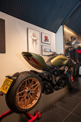2023 Ducati Diavel 1260 Lamborghini For Sale (picture 25 of 30)