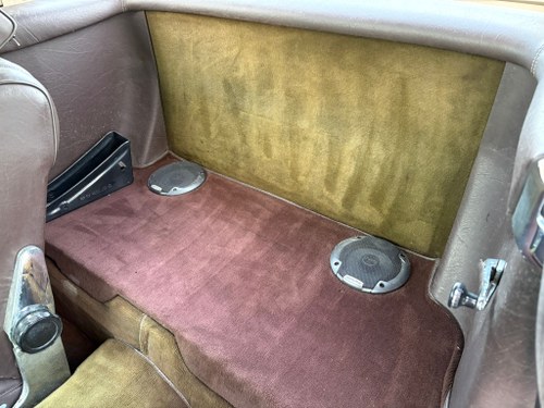 1983 Mercedes-Benz 380 SL (R107) Te koop (foto 25 van 77)