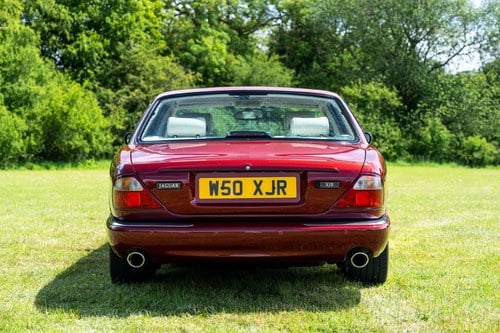 2000 Jaguar X308 XJR For Sale (picture 12 of 281)