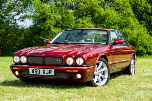 2000 Jaguar X308 XJR For Sale (picture 1 of 281)