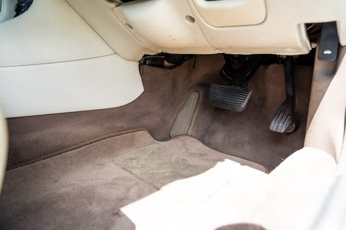 2000 Jaguar X308 XJR For Sale (picture 38 of 281)
