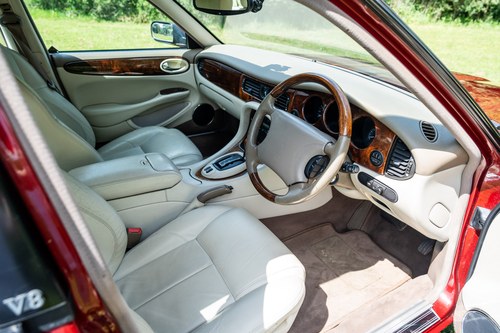 2000 Jaguar X308 XJR For Sale (picture 40 of 281)