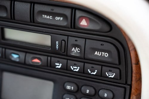 2000 Jaguar X308 XJR For Sale (picture 66 of 281)