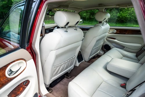 2000 Jaguar X308 XJR For Sale (picture 107 of 281)