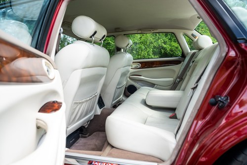 2000 Jaguar X308 XJR For Sale (picture 109 of 281)