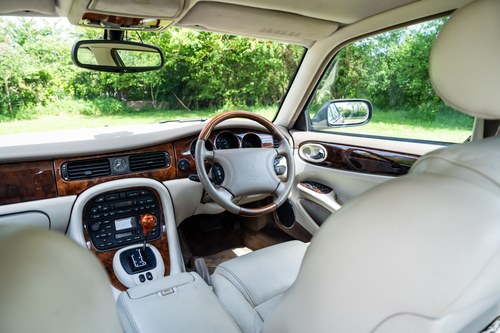 2000 Jaguar X308 XJR For Sale (picture 115 of 281)
