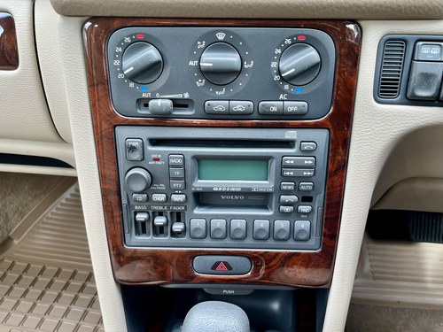 1998 Volvo V70 2.5 10v Auto For Sale (picture 34 of 148)