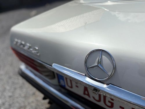 1972 Mercedes-Benz 350SLC C107 zum Verkauf (Bild 54 von 123)