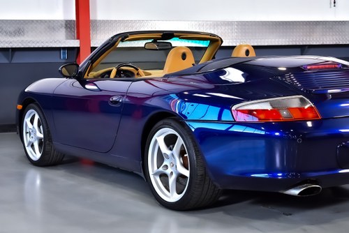 2002 Porsche 911 Carrera 4 3.6 Convertible 996 à venda (imagem 71 de 86)