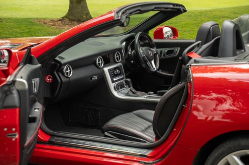 2013 Mercedes-Benz SLK250CDI Sport BlueEfficiency AMG R1 For Sale (picture 24 of 126)