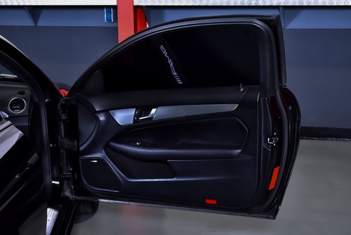 2014 Mercedes-Benz C63 AMG Coupe 6,3L V8 zum Verkauf (Bild 41 von 84)