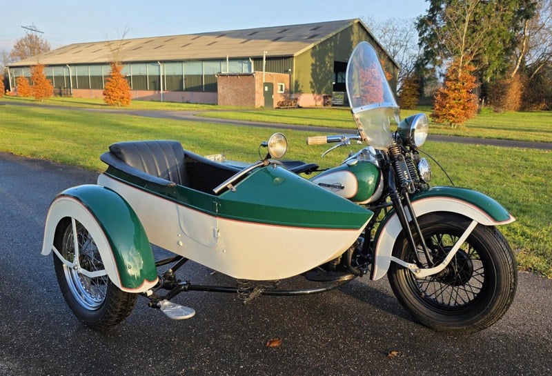 1942 Harley Davidson WLA - 2 1942 Harley Davidson WLA - 2